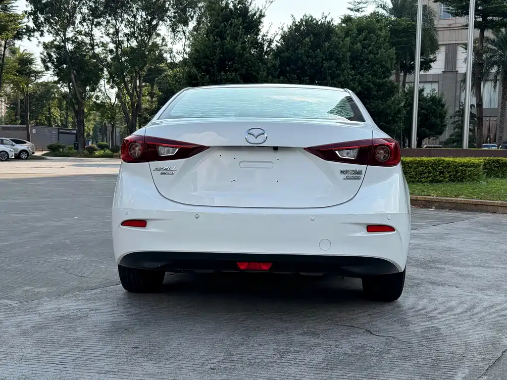 Mazda 3 Axela — миниатюра 15
