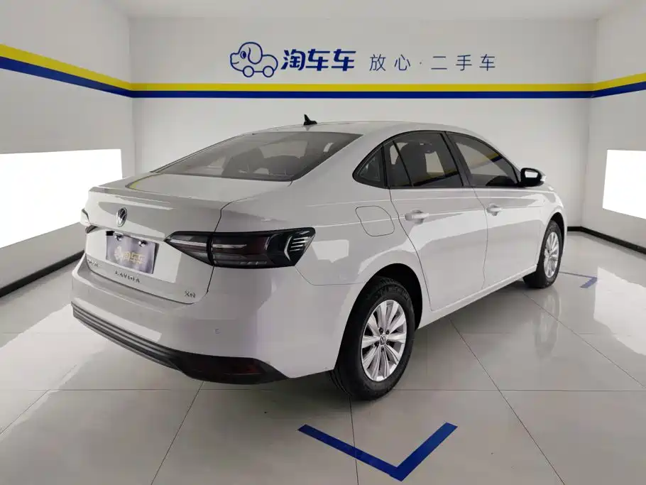 Volkswagen Lavida — миниатюра 3