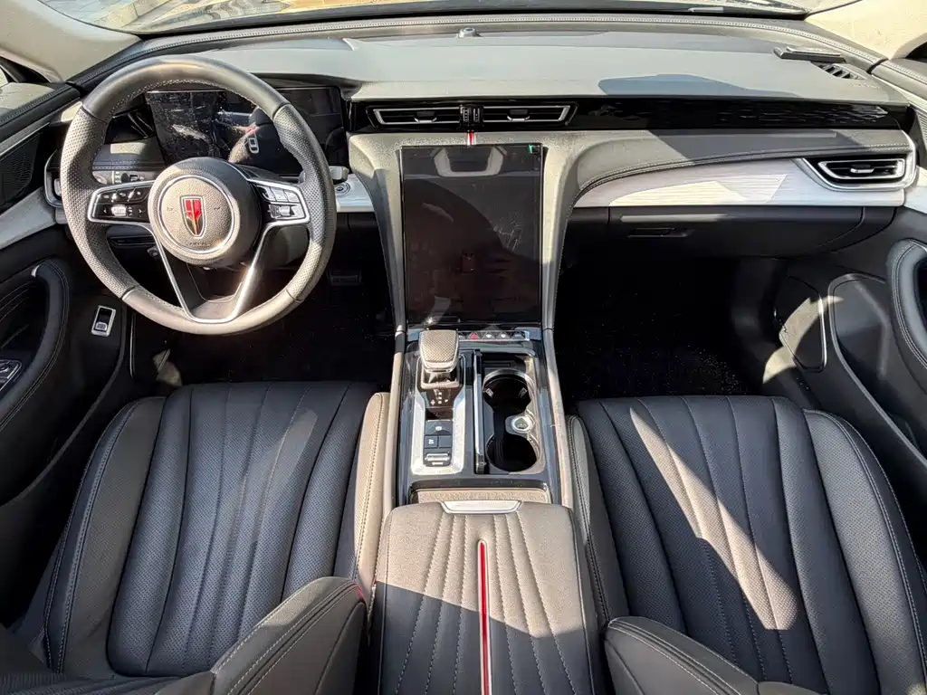Hongqi Hongqi H5 — миниатюра 13