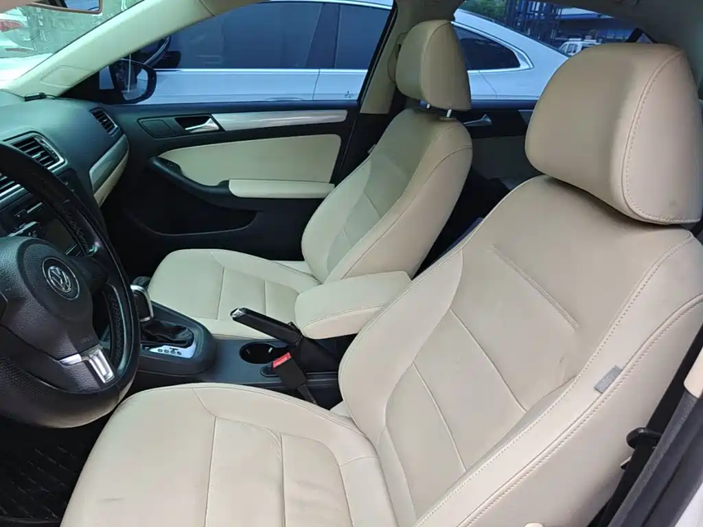 Volkswagen Sagitar — миниатюра 15