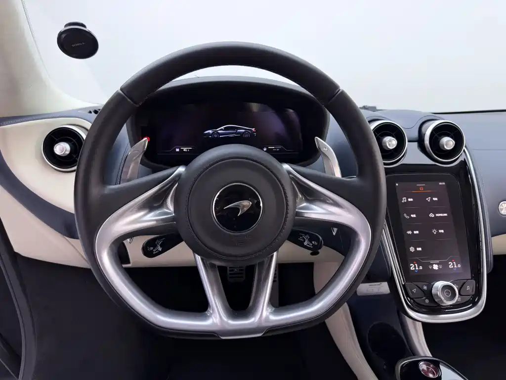 McLaren GT — миниатюра 20