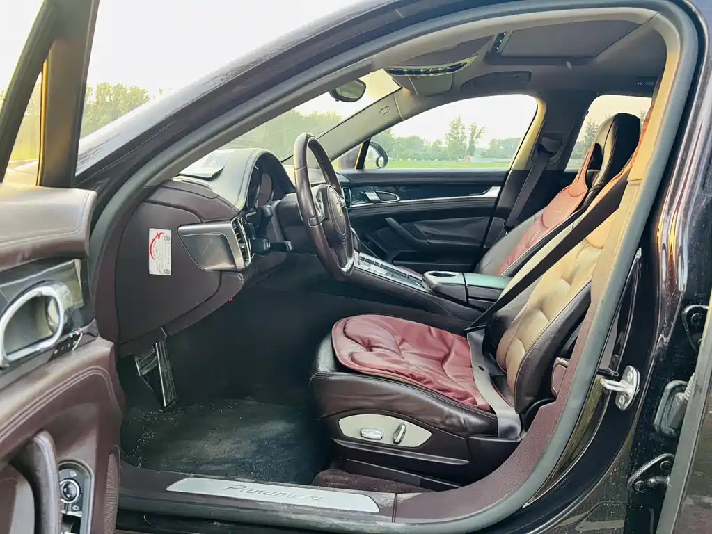 Porsche Panamera — миниатюра 4