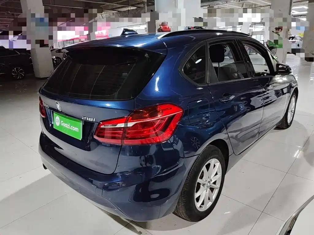BMW 2 Series Active Tourer — миниатюра 7