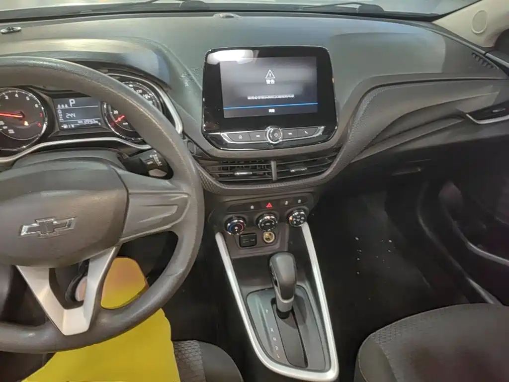 Chevrolet Cavalier — миниатюра 10