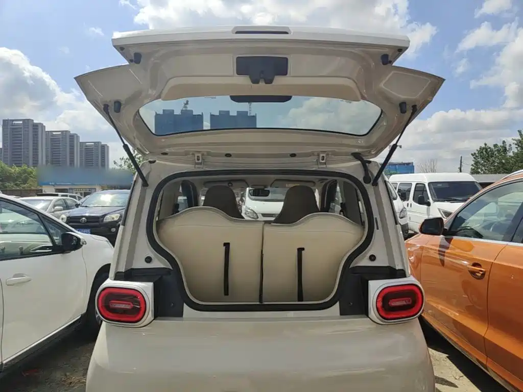 Wuling MINIEV — миниатюра 19