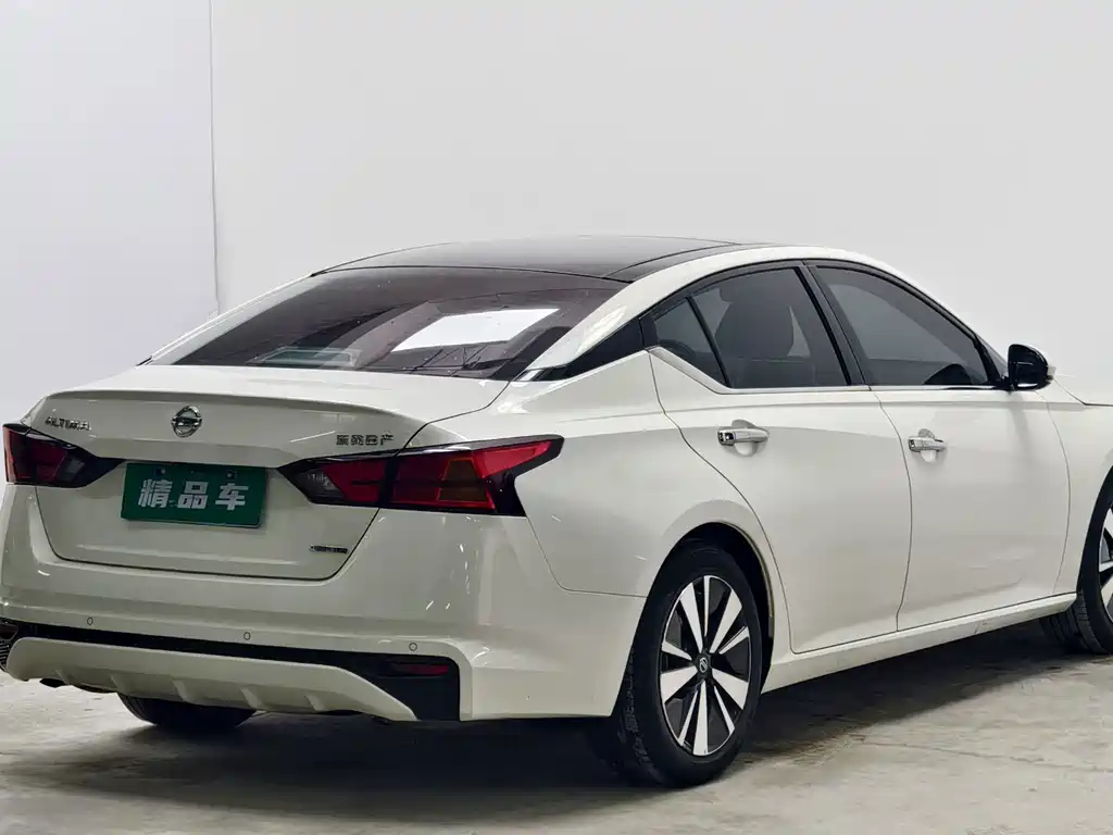 Nissan Teana — миниатюра 4