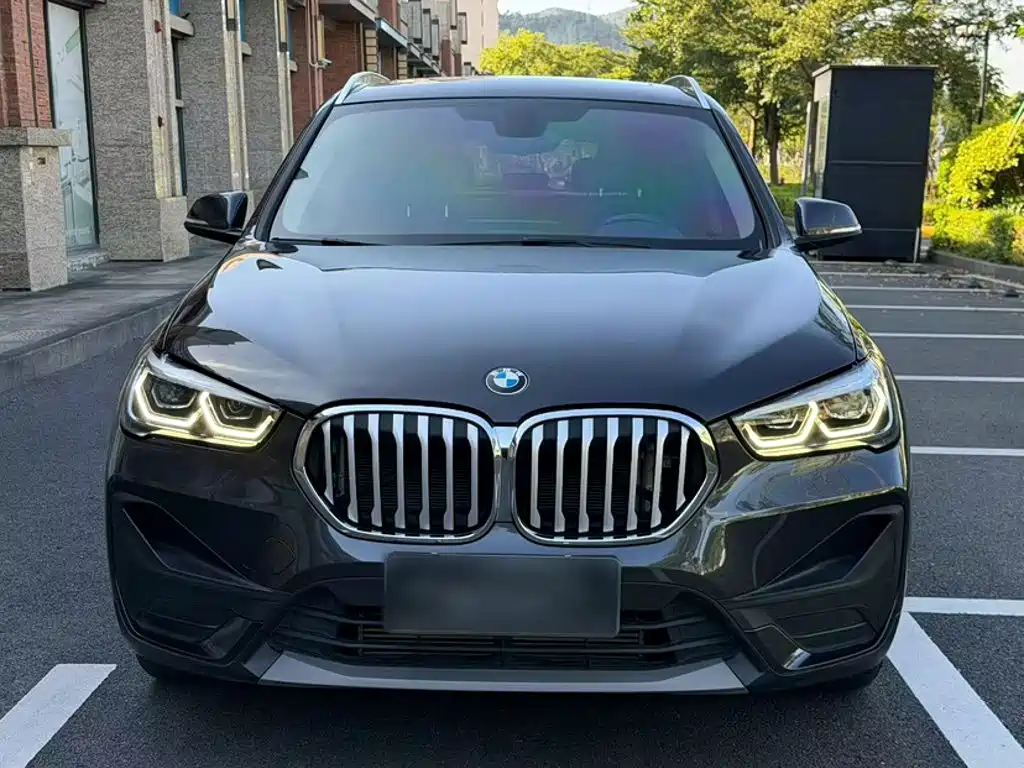 BMW X1 2022 — фото 2
