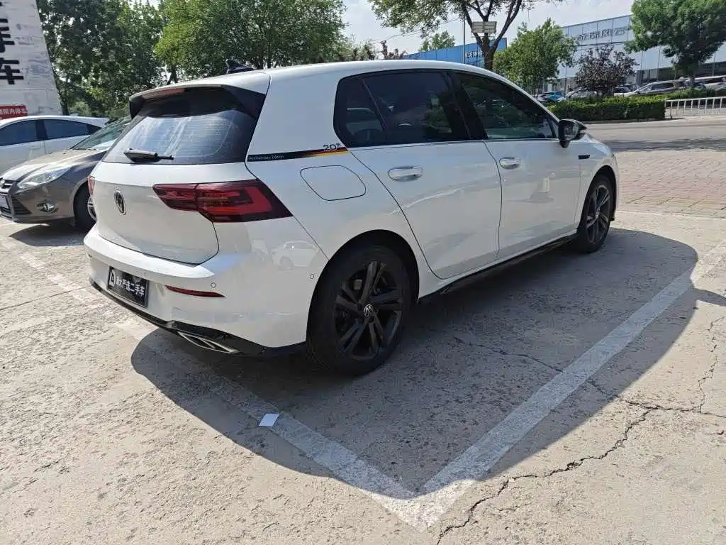 Volkswagen Golf 2023 280TSI DSG R-Line