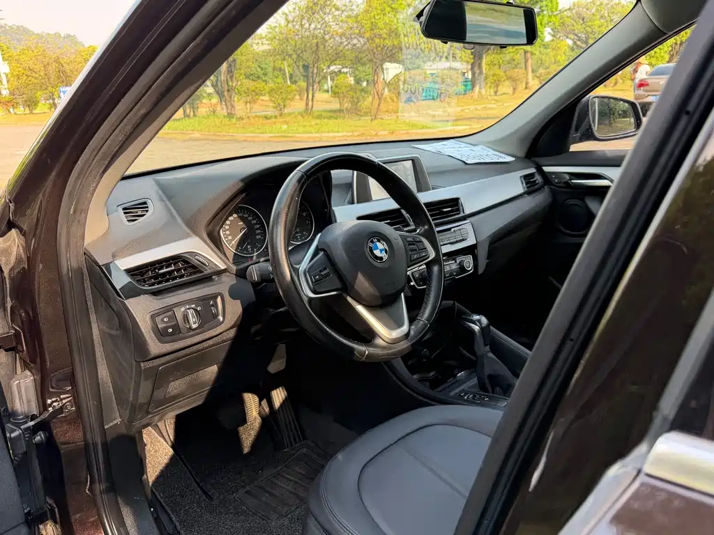 BMW X1 — миниатюра 9