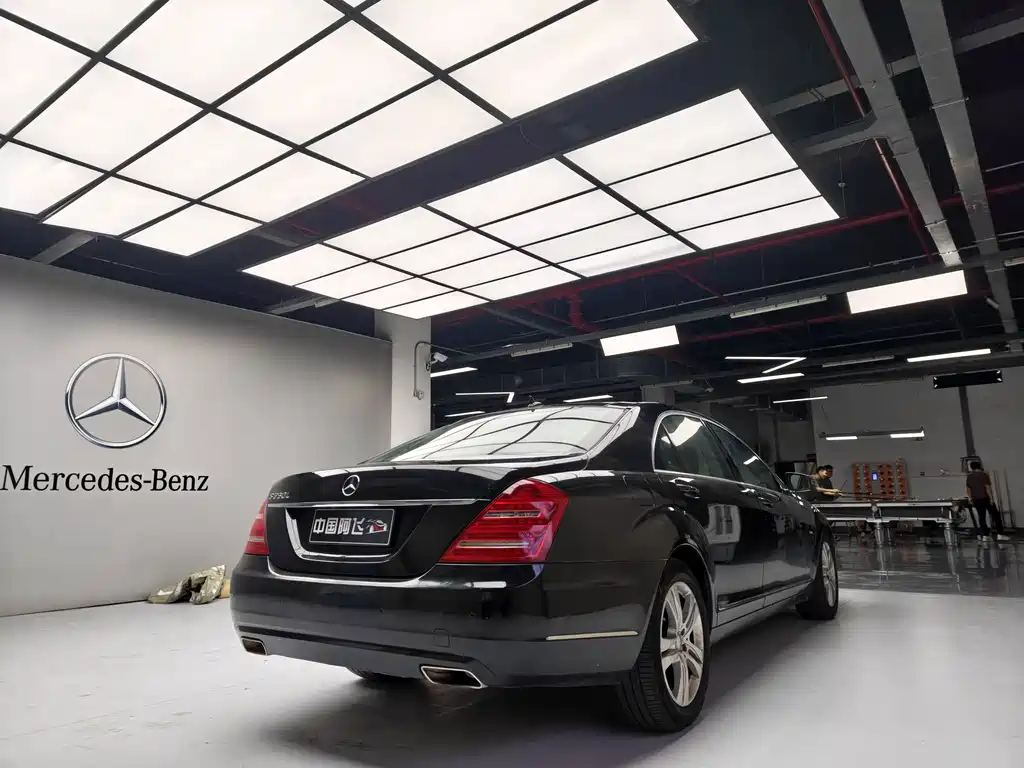 Mercedes-Benz S-Class — миниатюра 18
