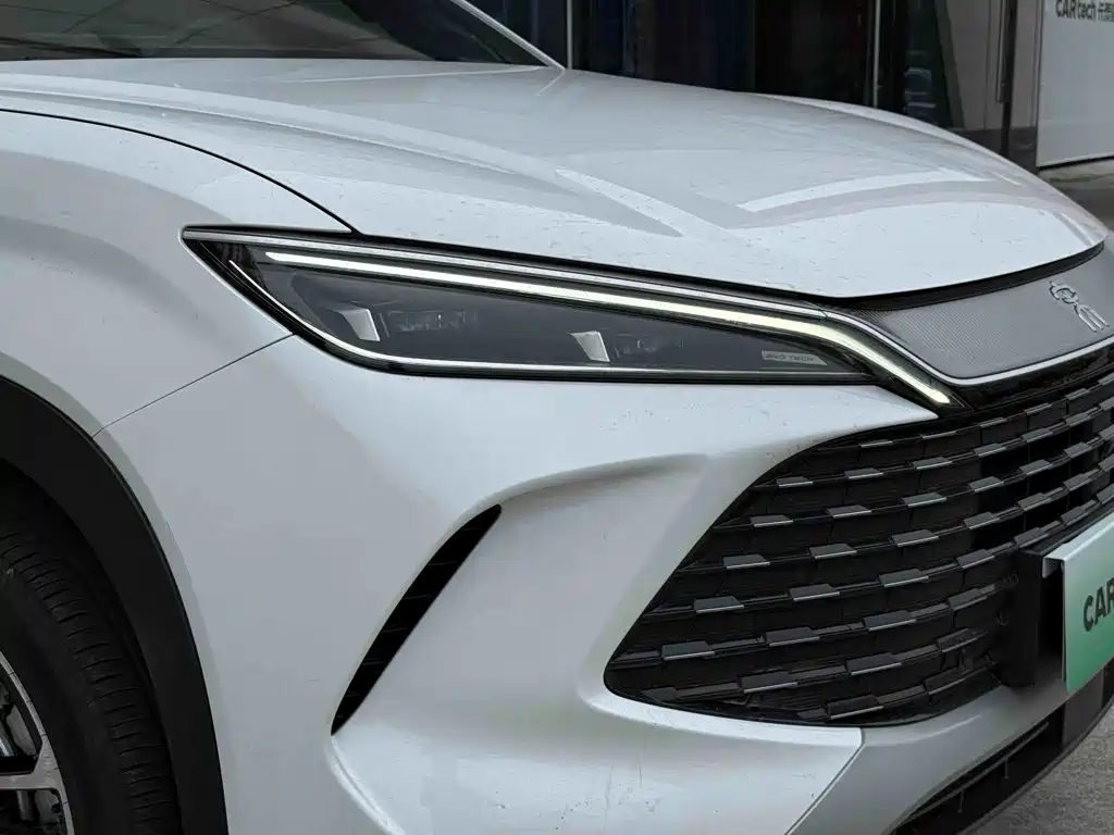 BYD L DM-i — миниатюра 4