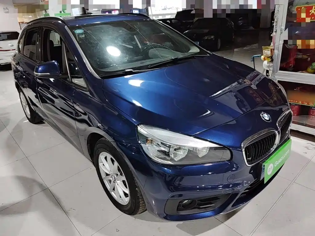 BMW 2 Series Active Tourer — миниатюра 4