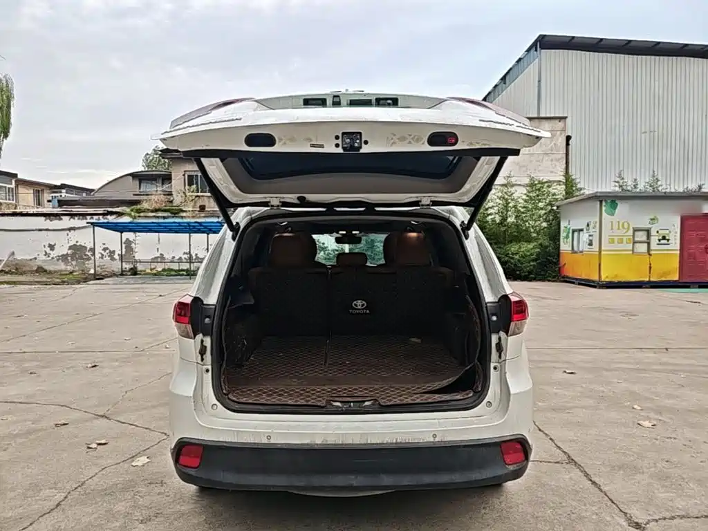 Toyota Highlander — миниатюра 19