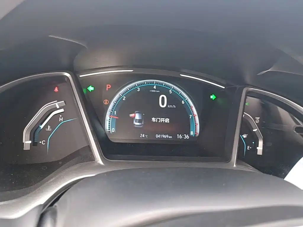Honda Civic — миниатюра 12