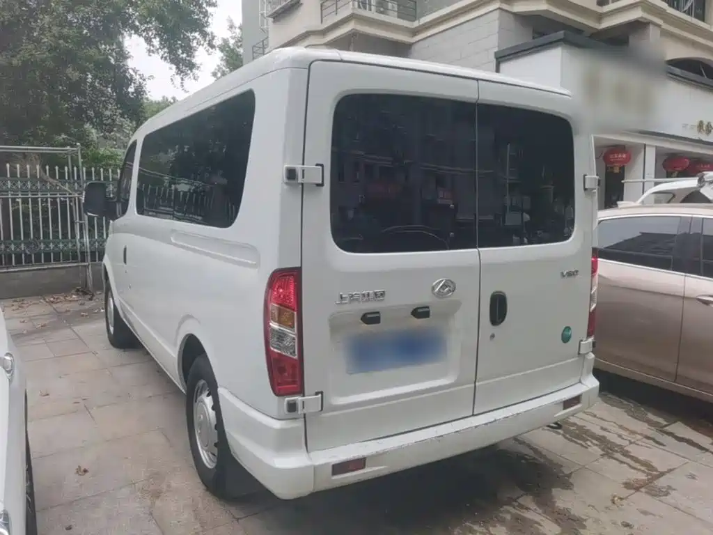 MAXUS V80 — миниатюра 5