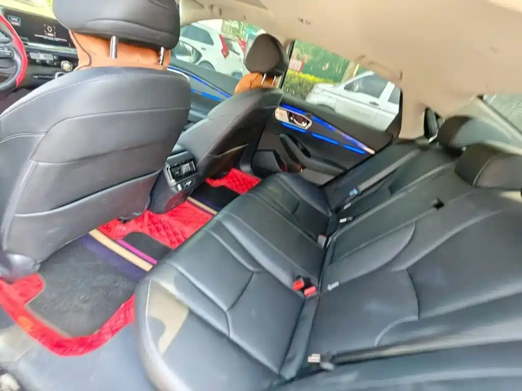 Honda Accord — миниатюра 17