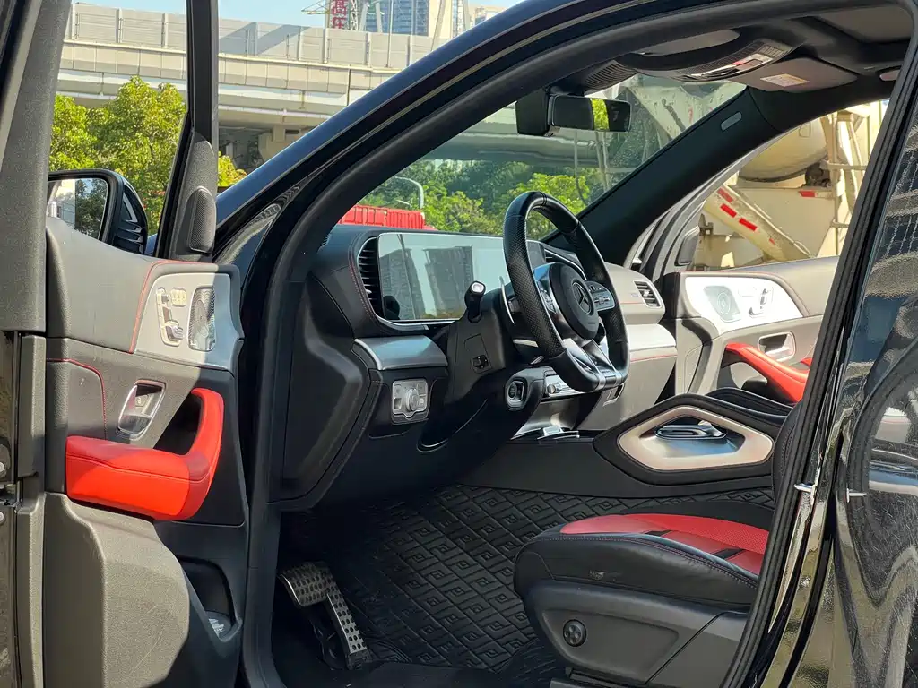 Mercedes-Benz GLE AMG — миниатюра 4