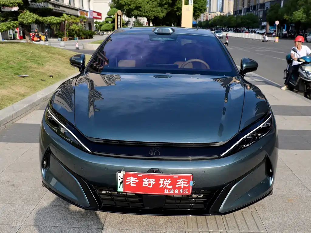 BYD Han L — миниатюра 2