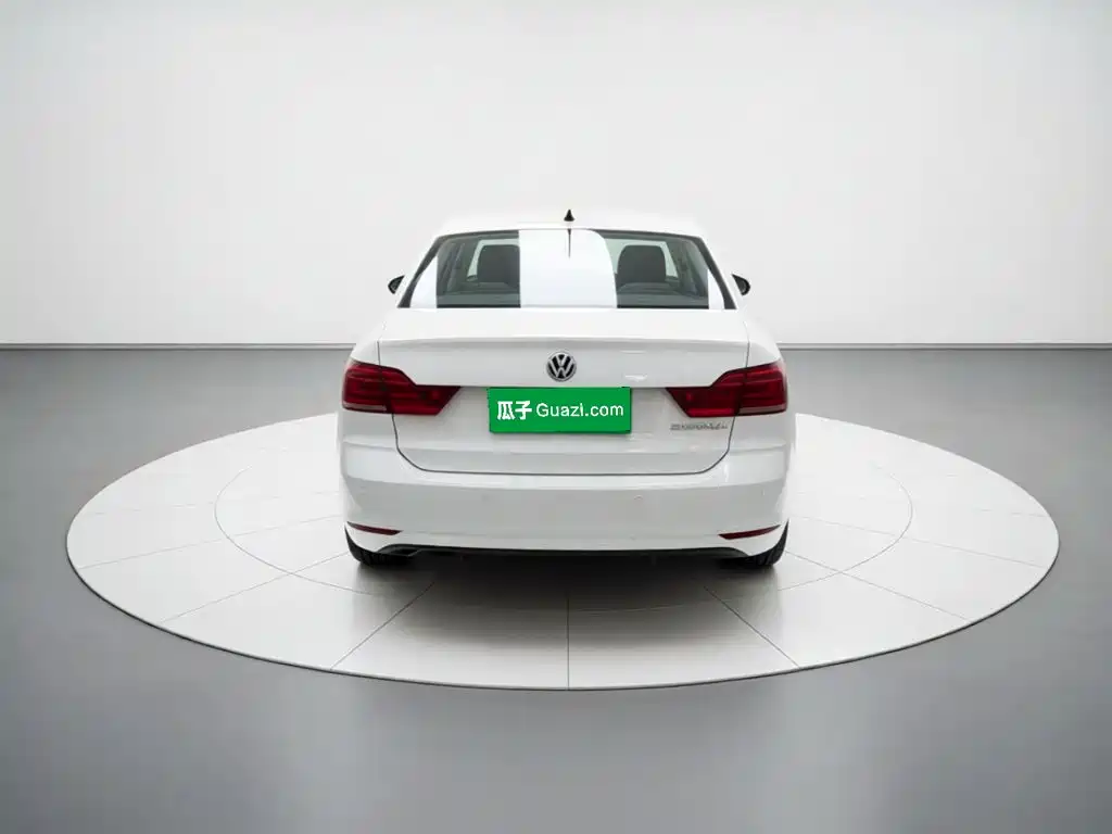 Volkswagen Santana — миниатюра 3