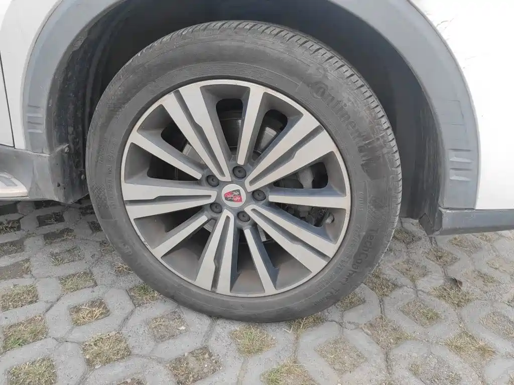 Roewe RX5 — миниатюра 8