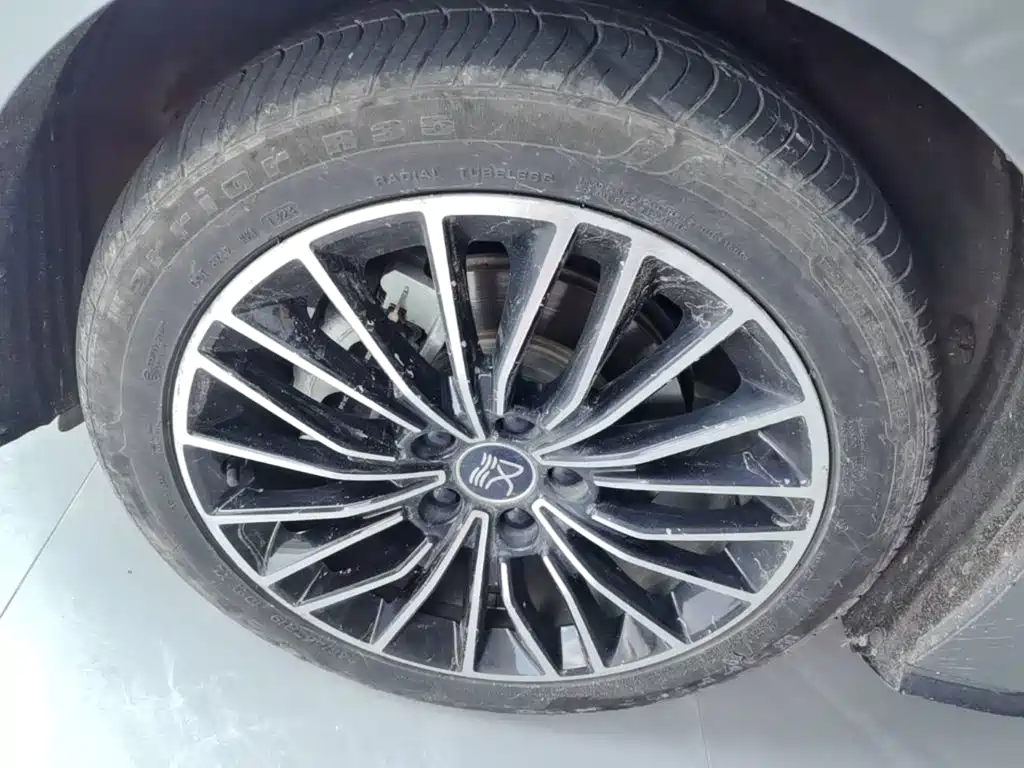 BYD Han — миниатюра 23