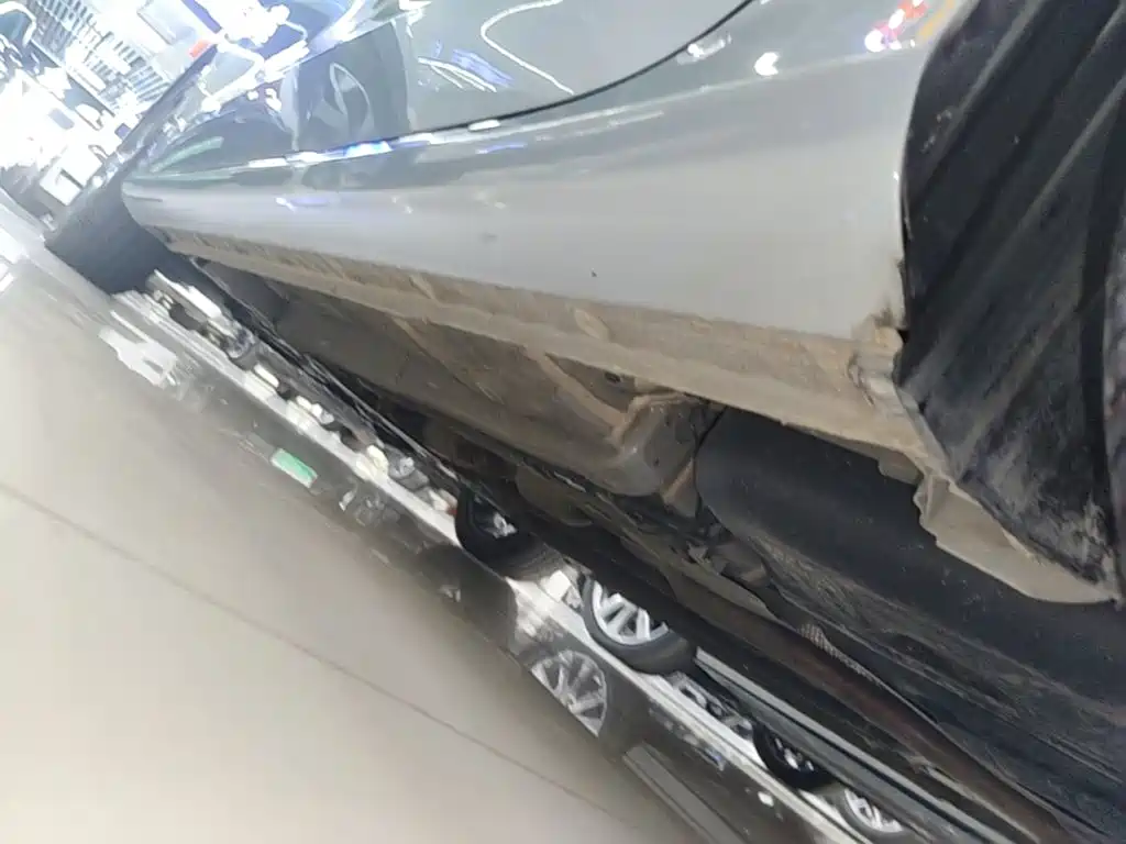 Geely Emgrand — миниатюра 22