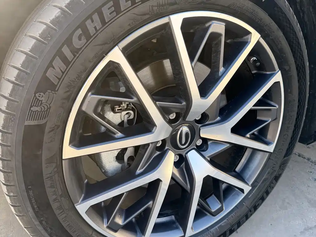 GAC Motor Trumpchi GS8 — миниатюра 26