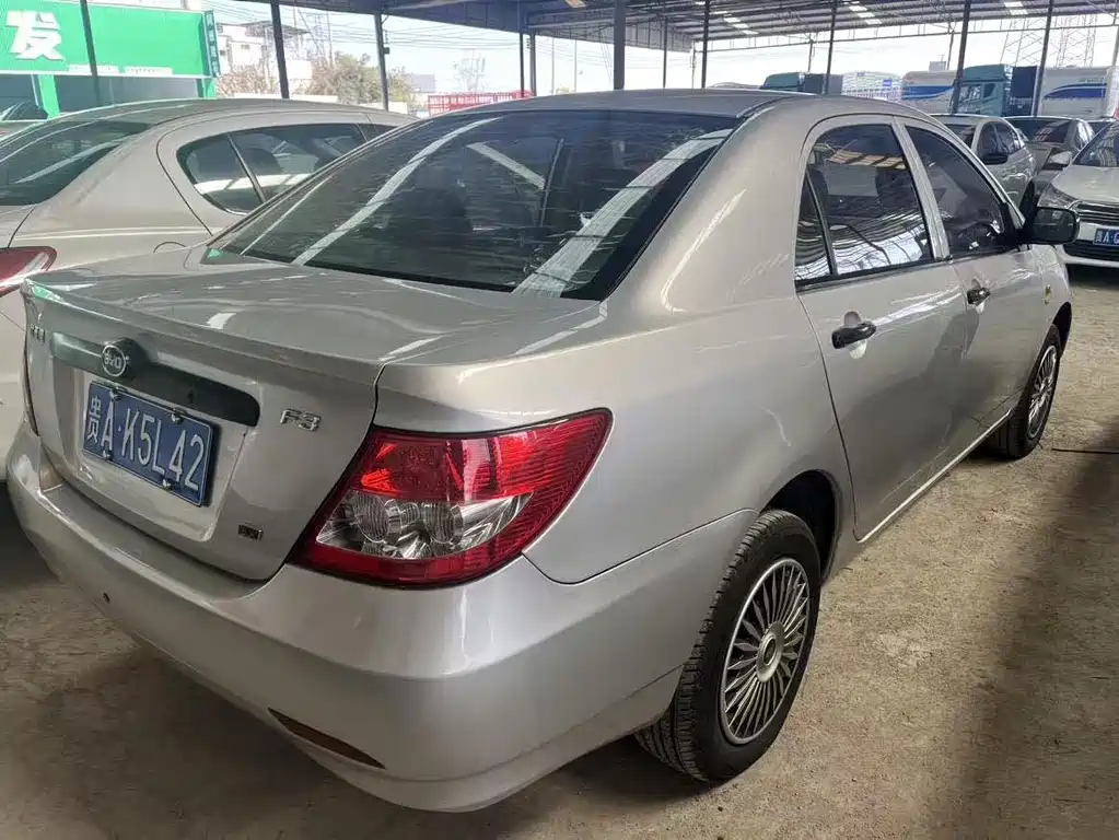 BYD F3