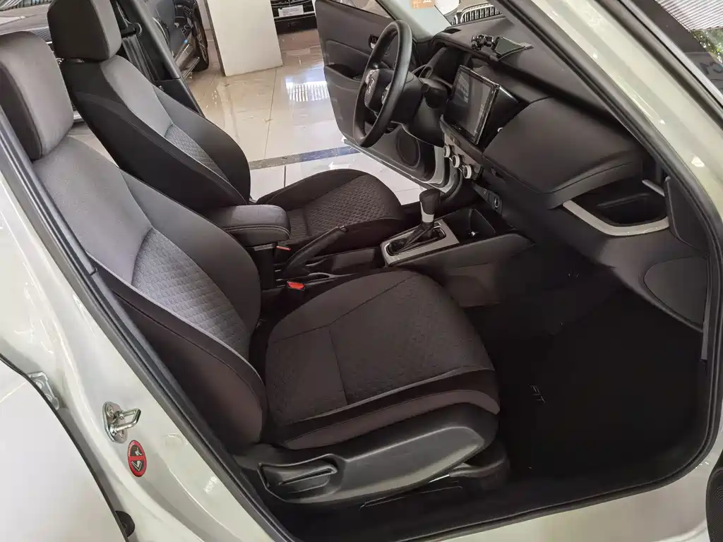 Honda Fit — миниатюра 14