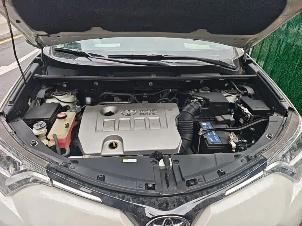 Toyota RAV4 — миниатюра 16