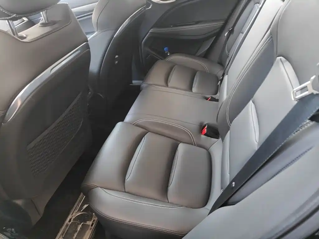 Geely Xingyue — миниатюра 17