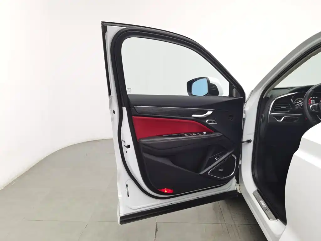 Geely Xingyue — миниатюра 8