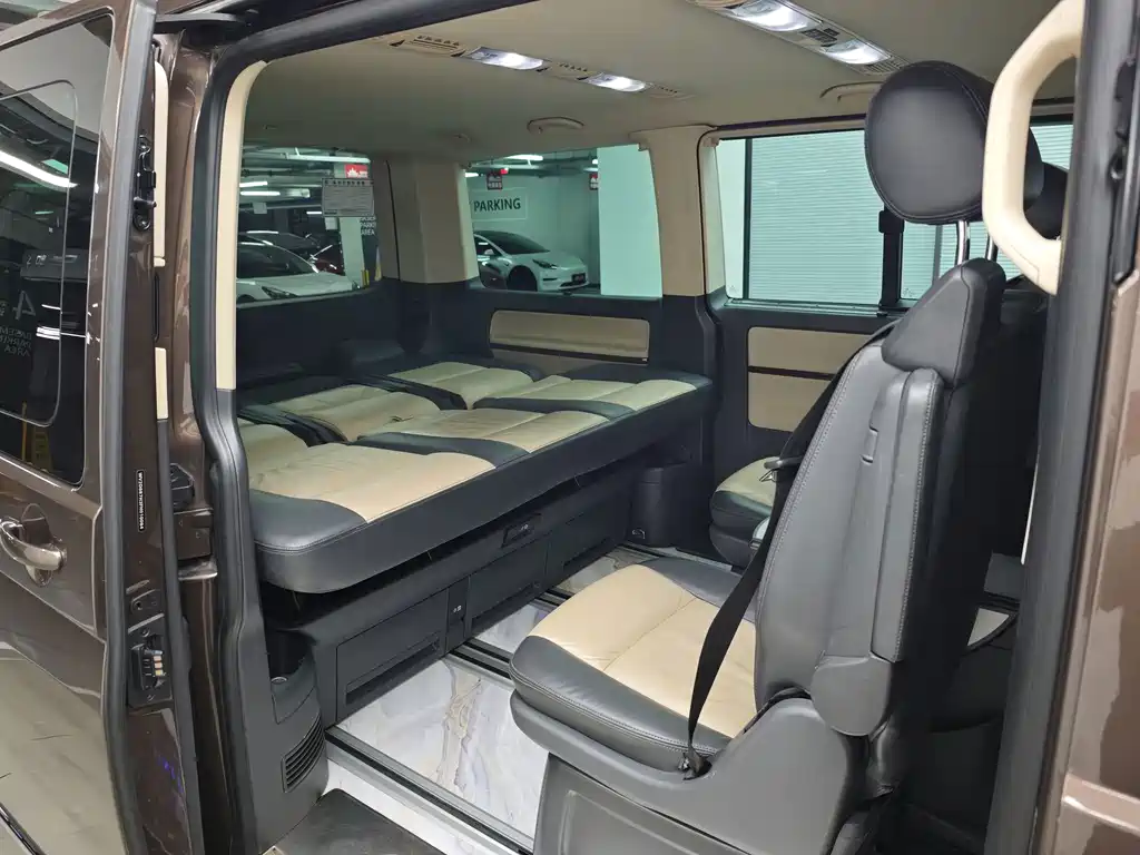 Volkswagen Multivan — миниатюра 14