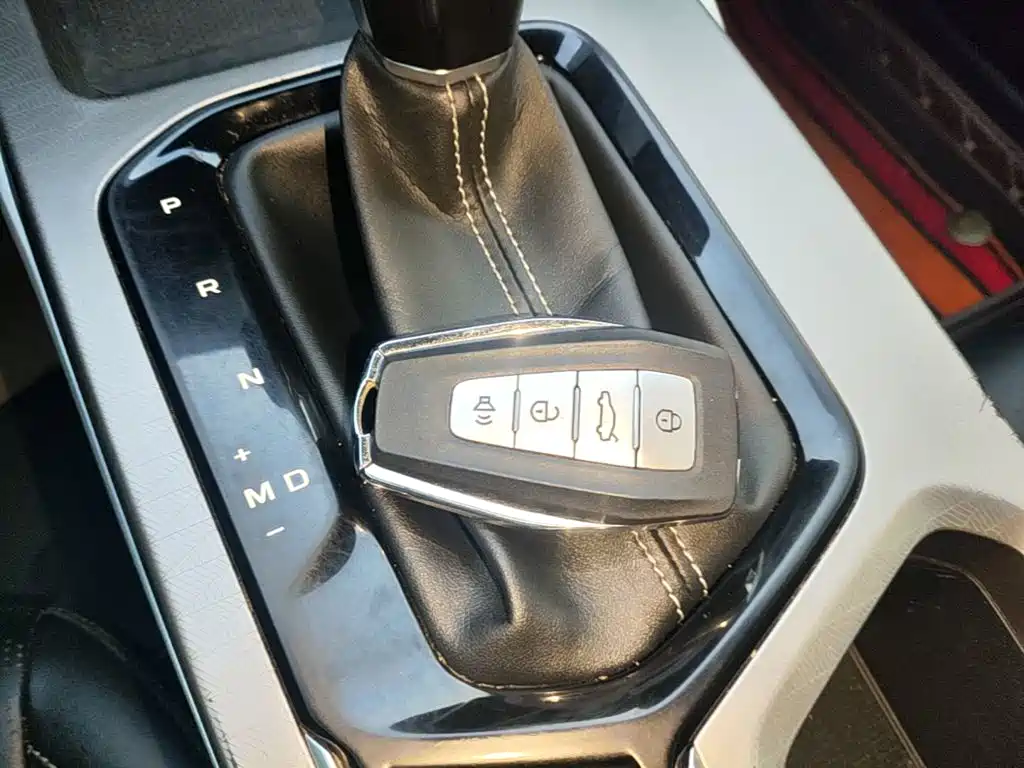 Geely Emgrand — миниатюра 9