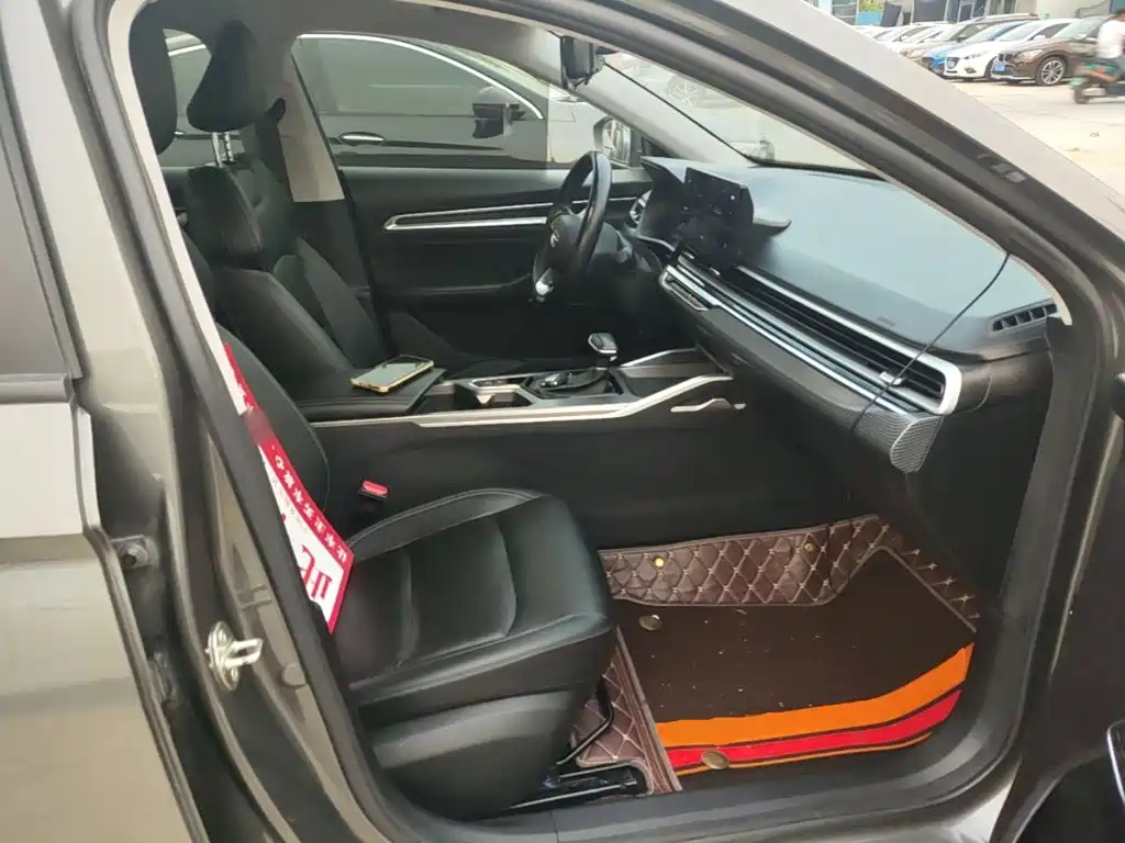 Geely Emgrand — миниатюра 25