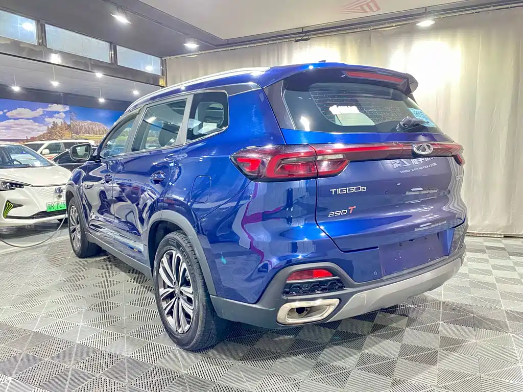 CHERY TIGGO 8