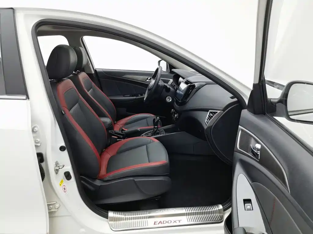 Changan Eado XT — миниатюра 23