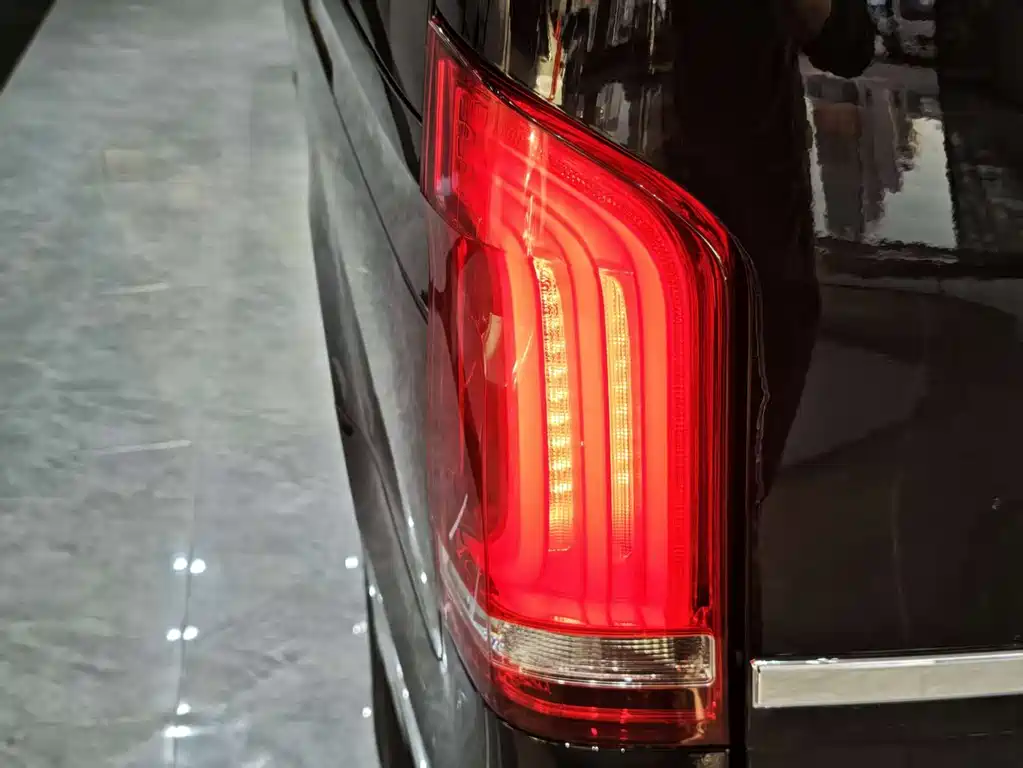 Mercedes-Benz Vito 2018 2.0T VI