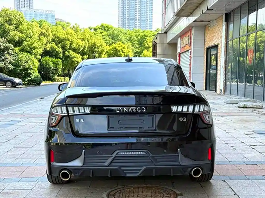 Lynk & Co 03 — миниатюра 12
