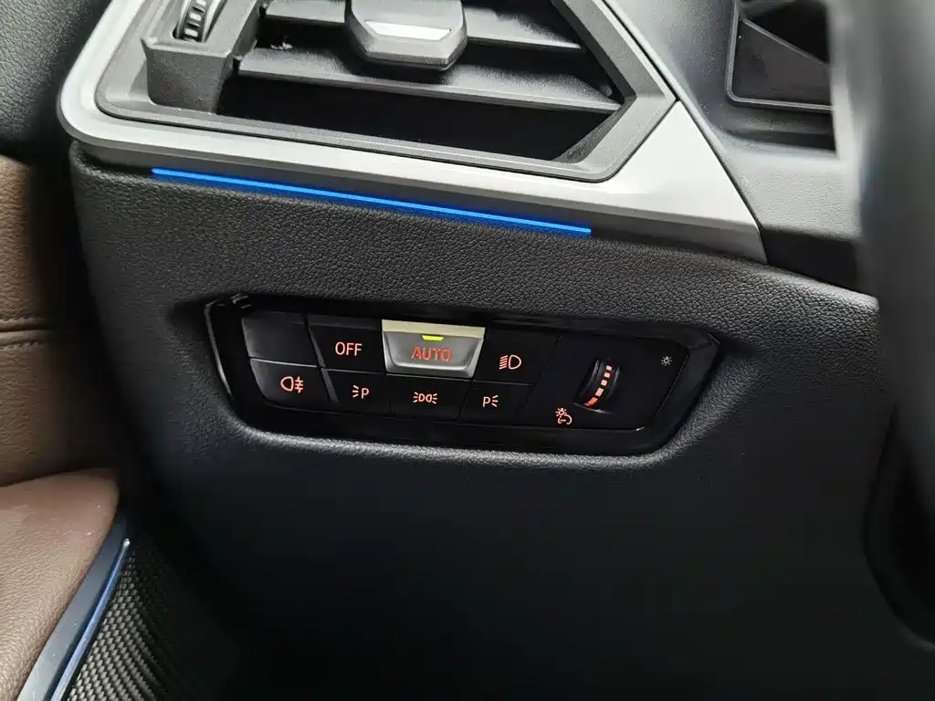 BMW i3 — миниатюра 21