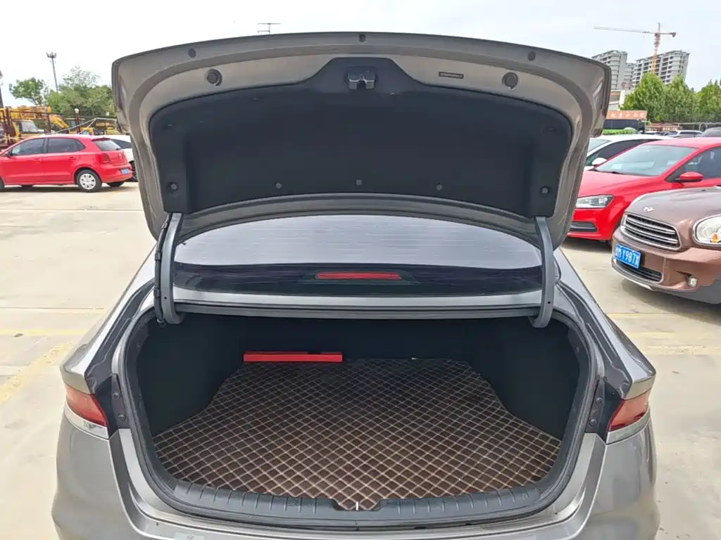 Hyundai Fista — миниатюра 19