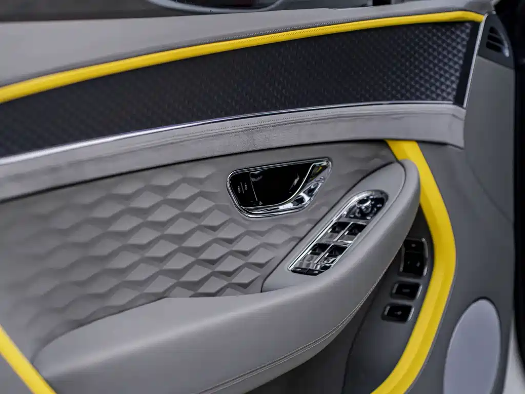 BENTLEY CONTINENTAL PLUG IN HYBRID