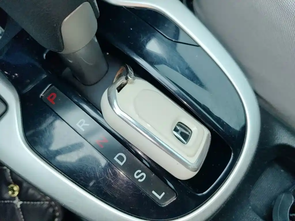 Honda Fit — миниатюра 9