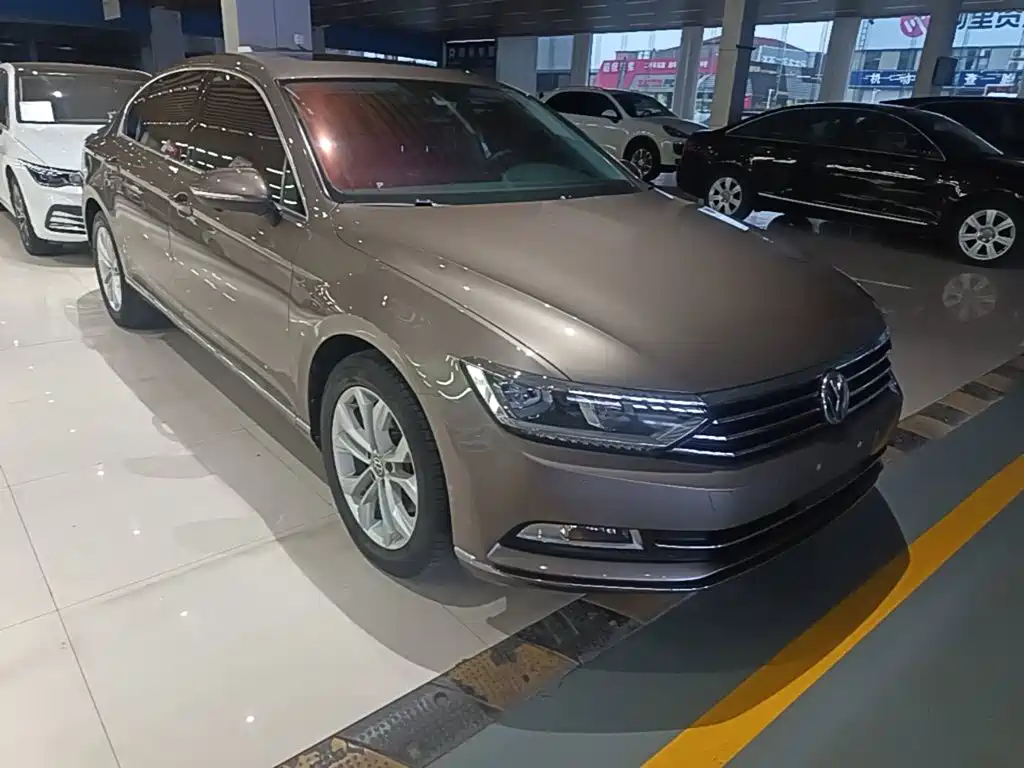 Volkswagen Magotan — миниатюра 4