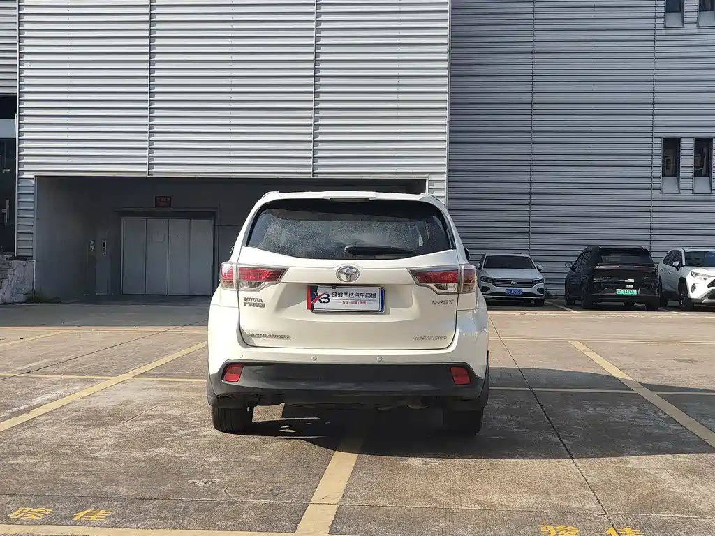 Toyota Highlander — миниатюра 6