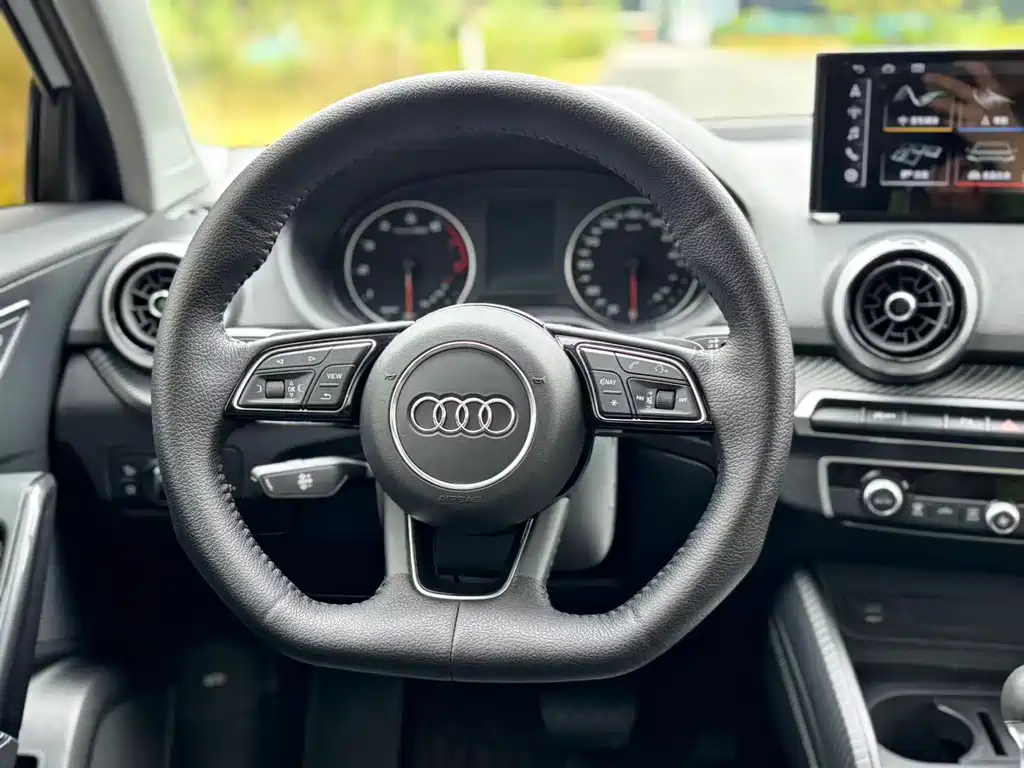 Audi Q2L — миниатюра 11
