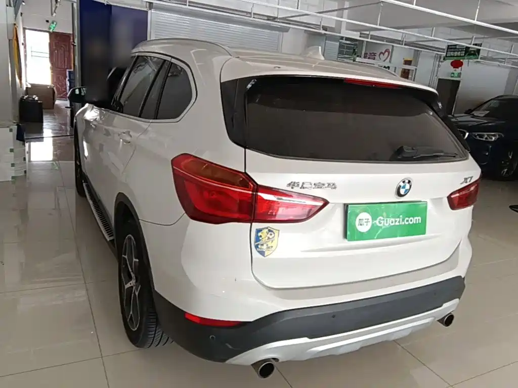 BMW X1 — миниатюра 5