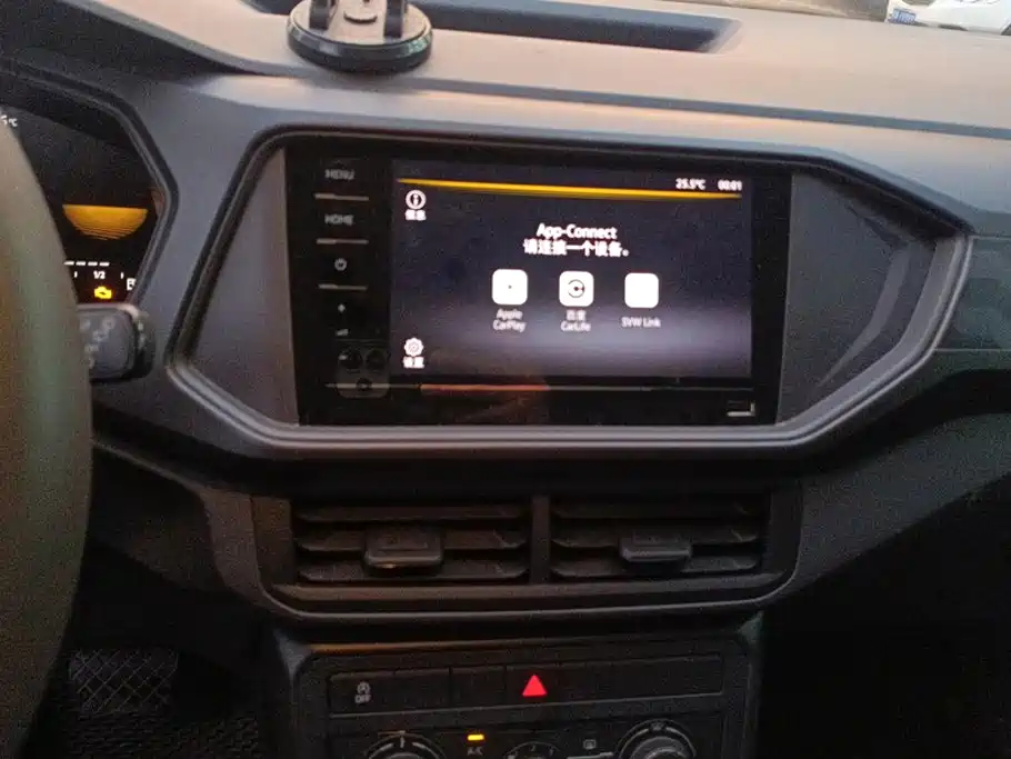 Volkswagen T-Cross — миниатюра 13