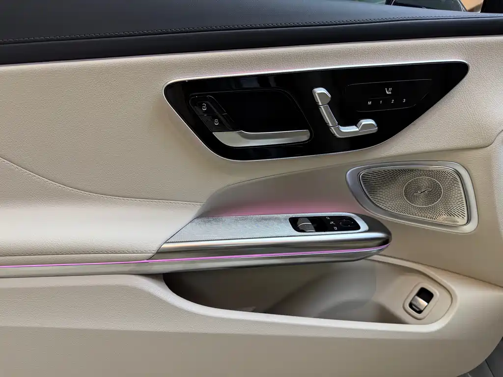 Mercedes-Benz CLE — миниатюра 10