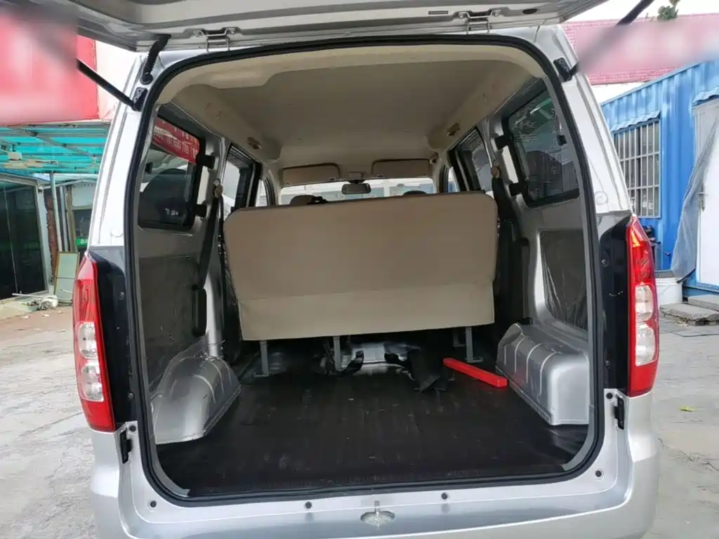 Wuling Hongguang V — миниатюра 19